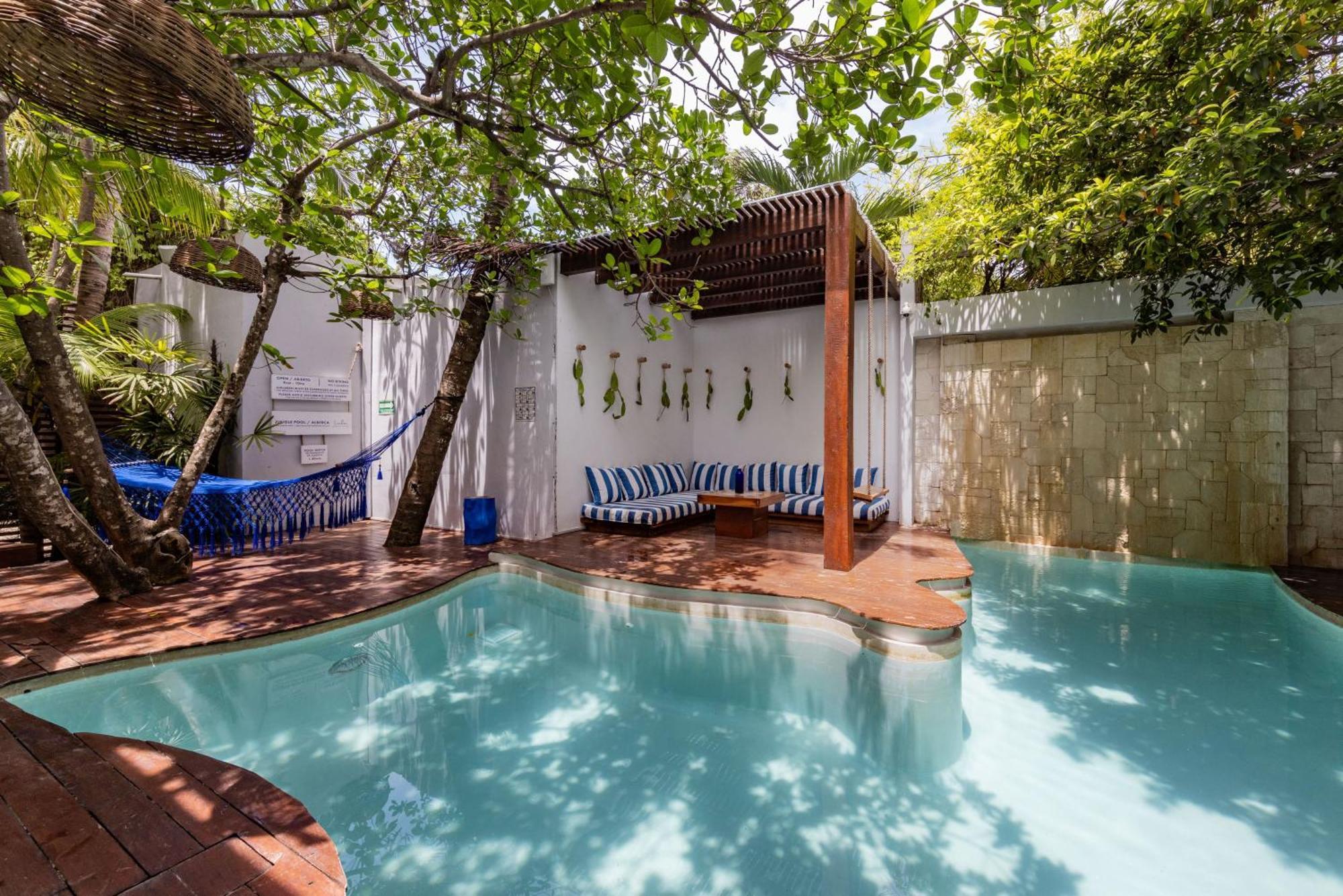 Lula Tulum, A Small Luxury Hotel Exterior photo